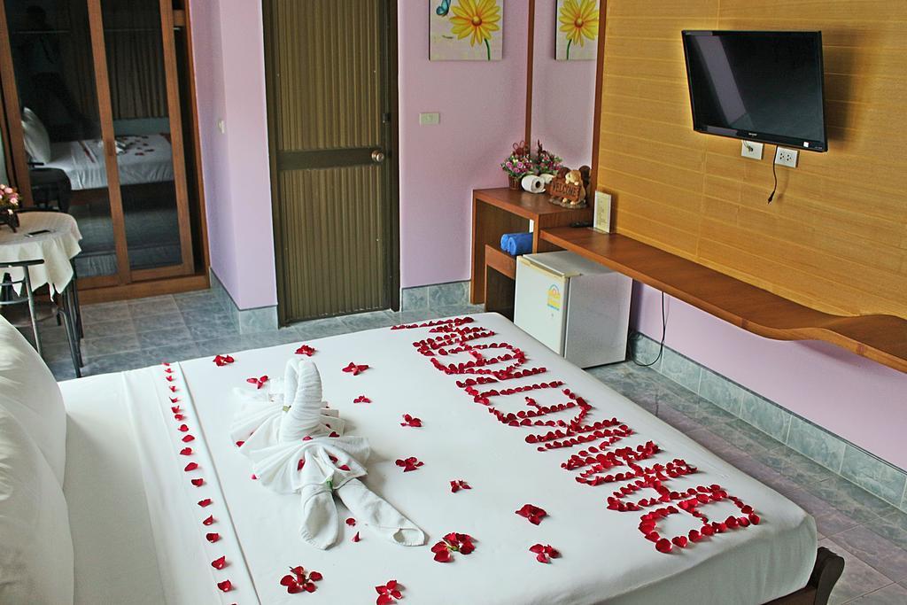 Baan Ketkeaw Guest House 2 Patong Εξωτερικό φωτογραφία